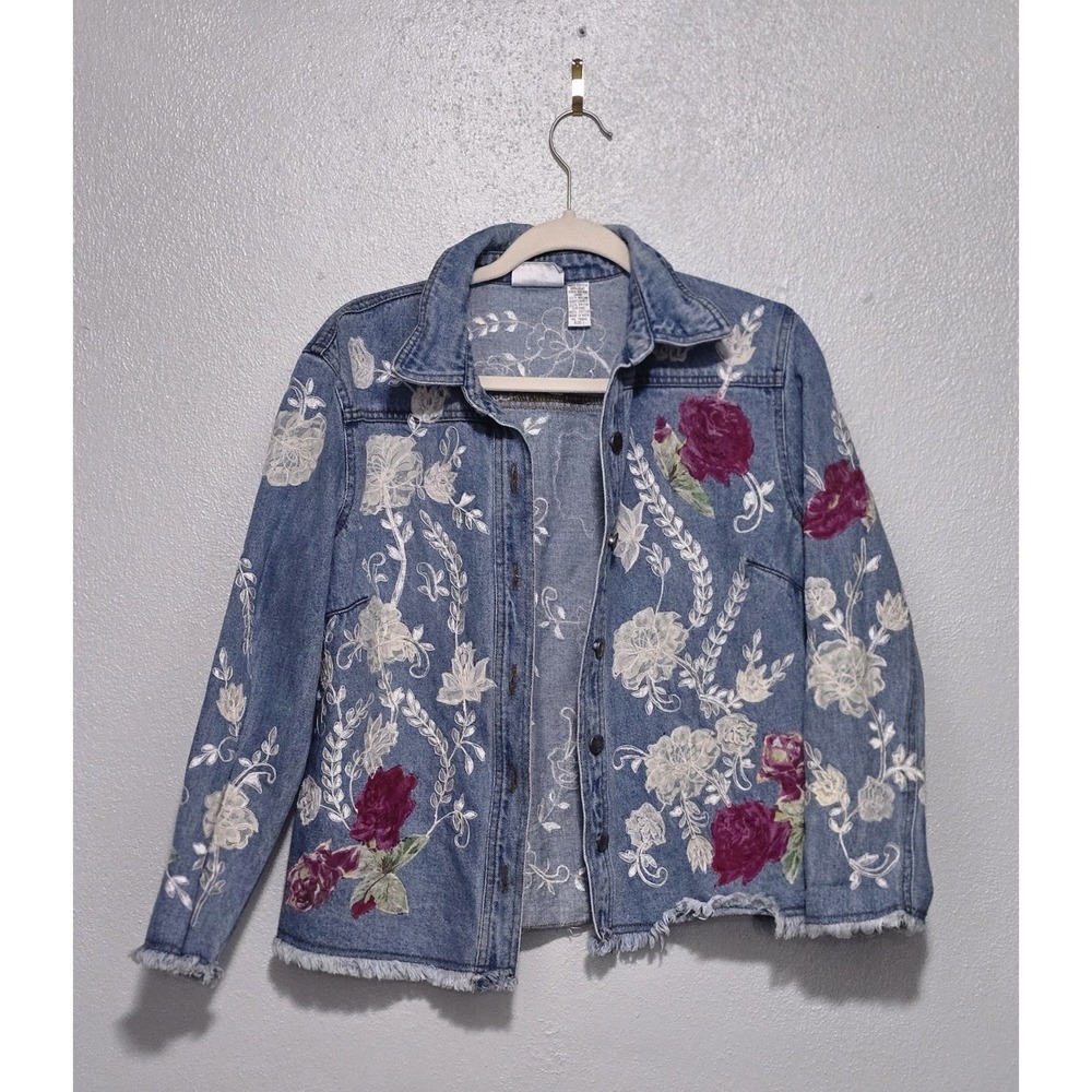 Chicos Size 1 M Floral Embroidered Raw Hem Denim Jacket Rose Blue Jean